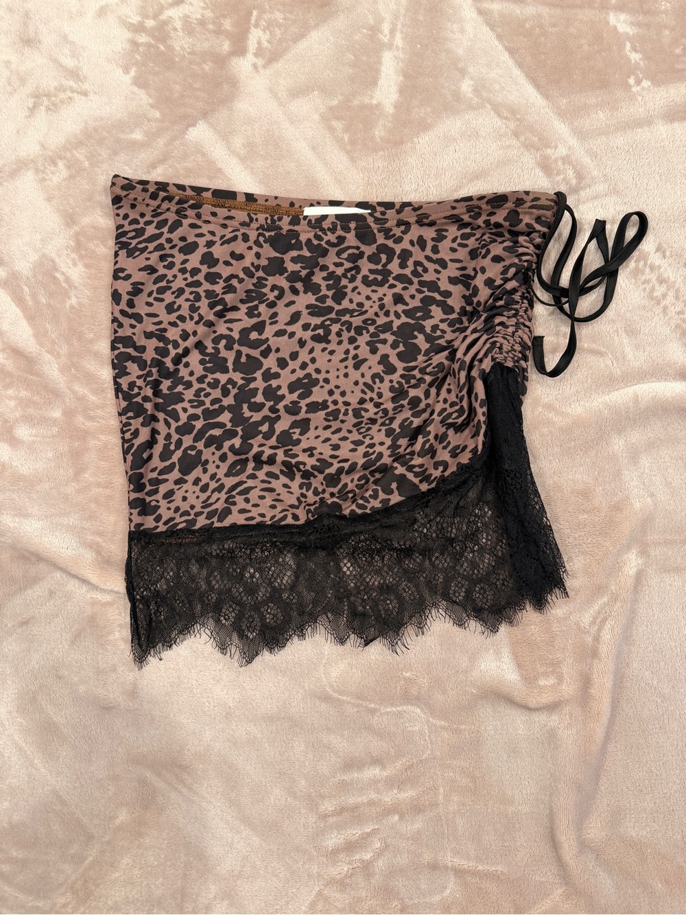 New Pink Leopard Print Mini Skirt with Black Lace Trim — Taupe/Black